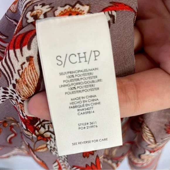 CAbi Peplum Novelty Good Luck Crane Print Sleeveless Top - Picture 5 of 7